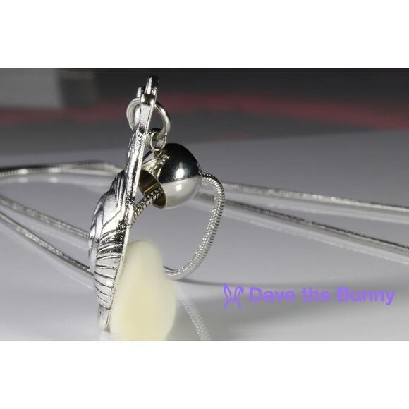 Snail Necklace - Snail Charm Pendant - Picture 6 of 8